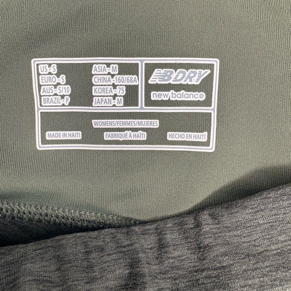 New Balance Super Soft  Heathered Dark Olive Green
Leggings Size Small - Picture 7 of 9